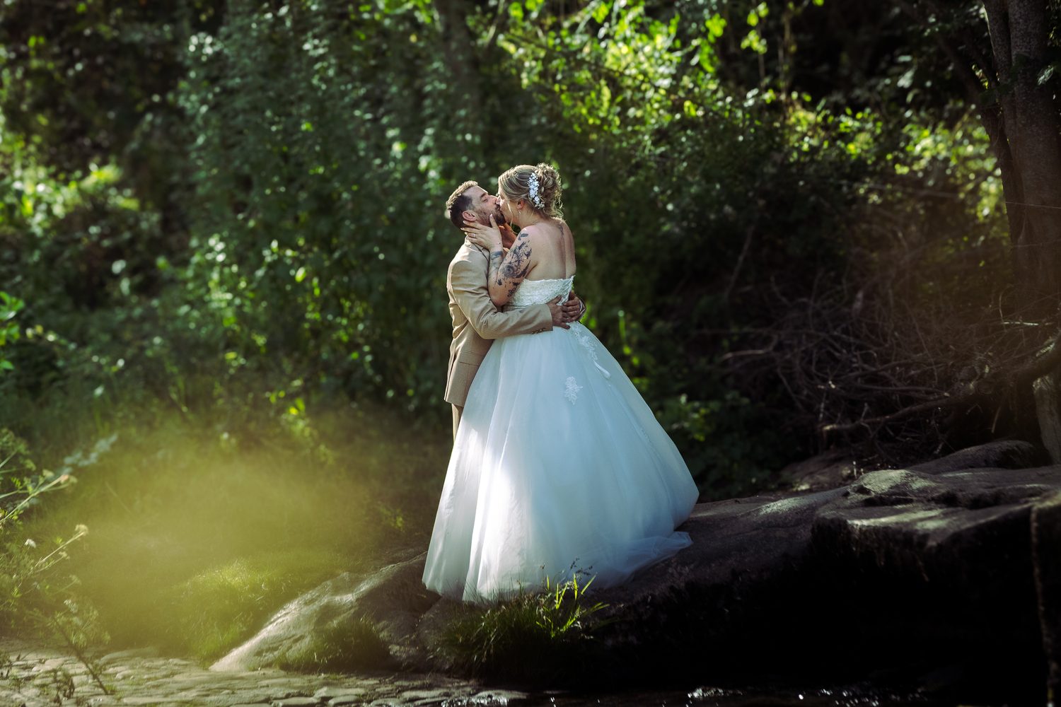 Ambiance de réception et reportage photo mariage à Angers