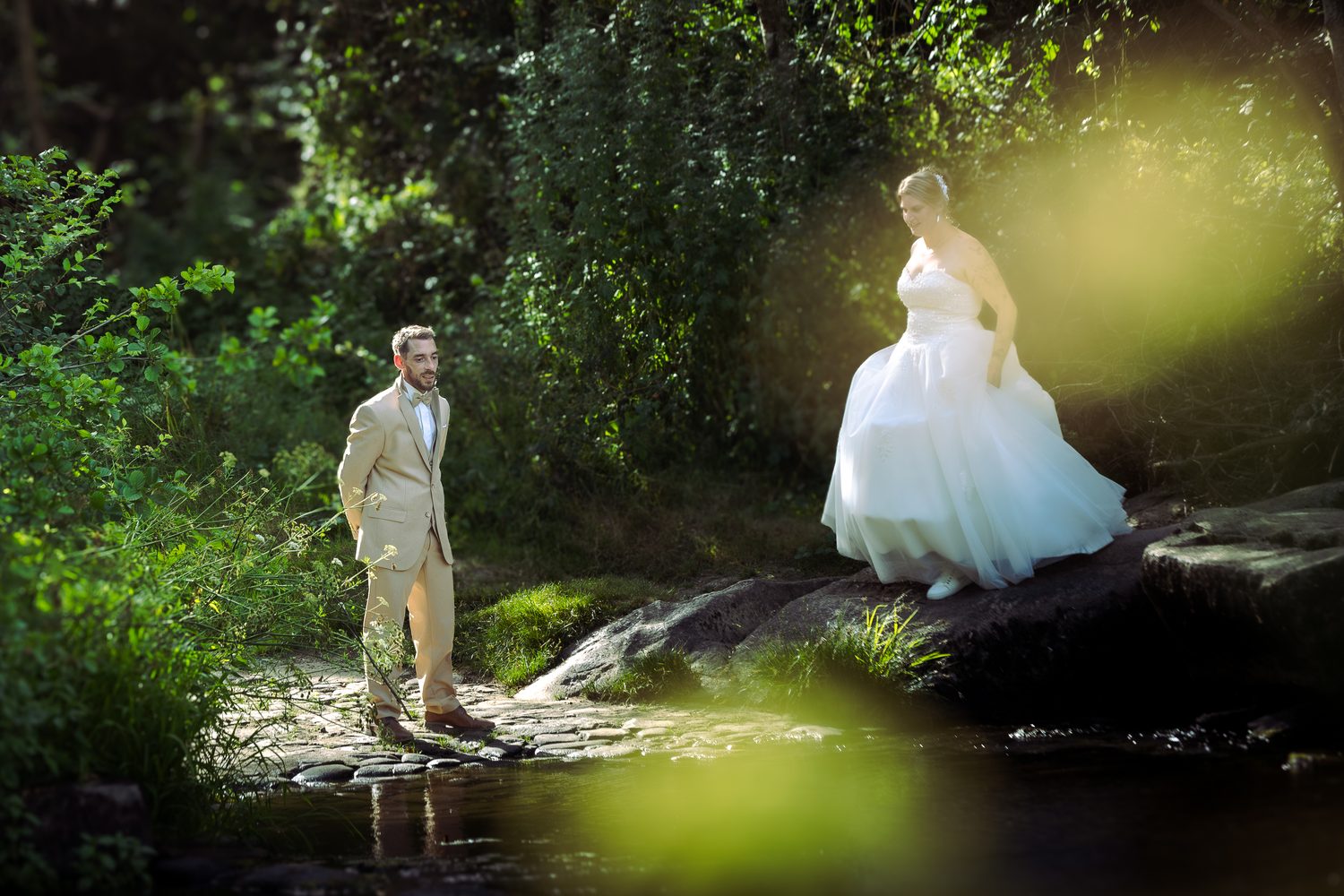 Photo de cérémonie de mariage à Vendée avec émotions naturelles