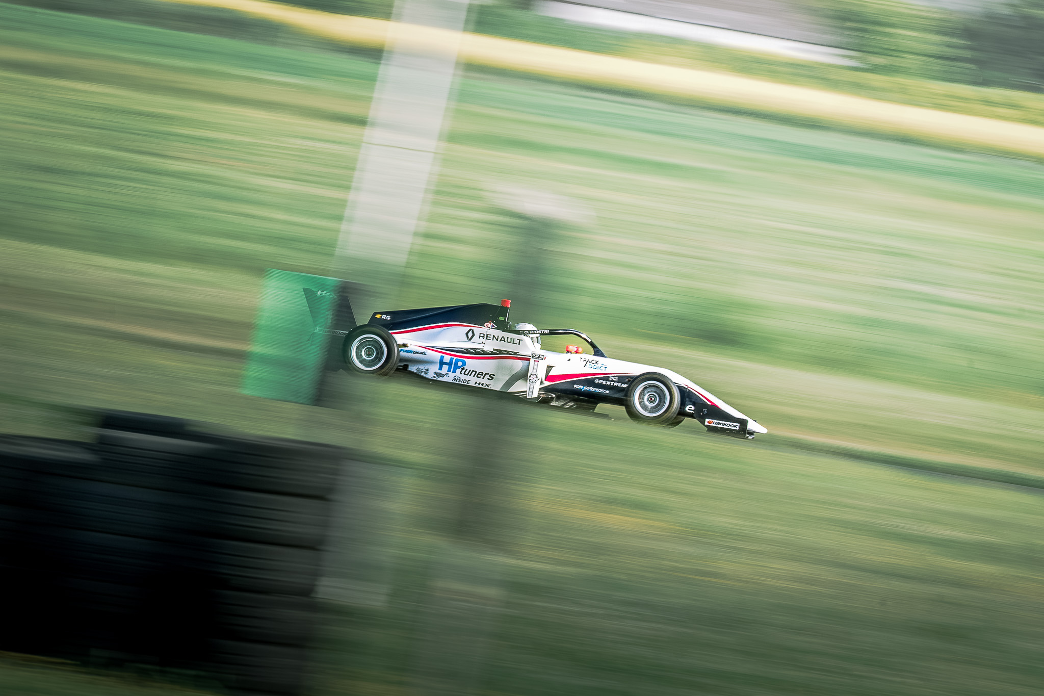 Photographe pilote F1 - voiture de course en vitesse